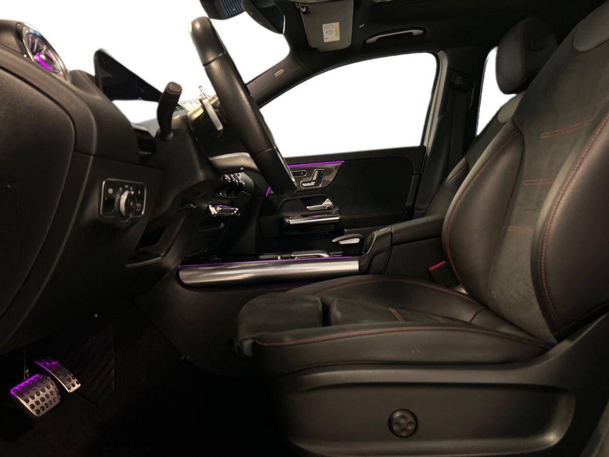 Mercedes GLA GLA 220 D Premium 4Matic 8G-DCT - 10
