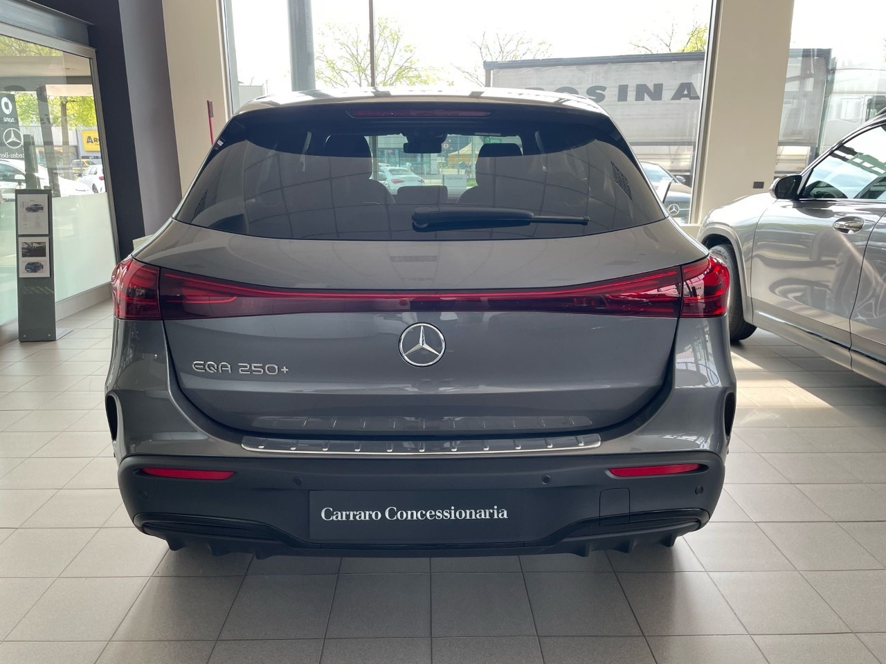 Mercedes EQA EQA 250+ AMG Line Advanced Plus - 5