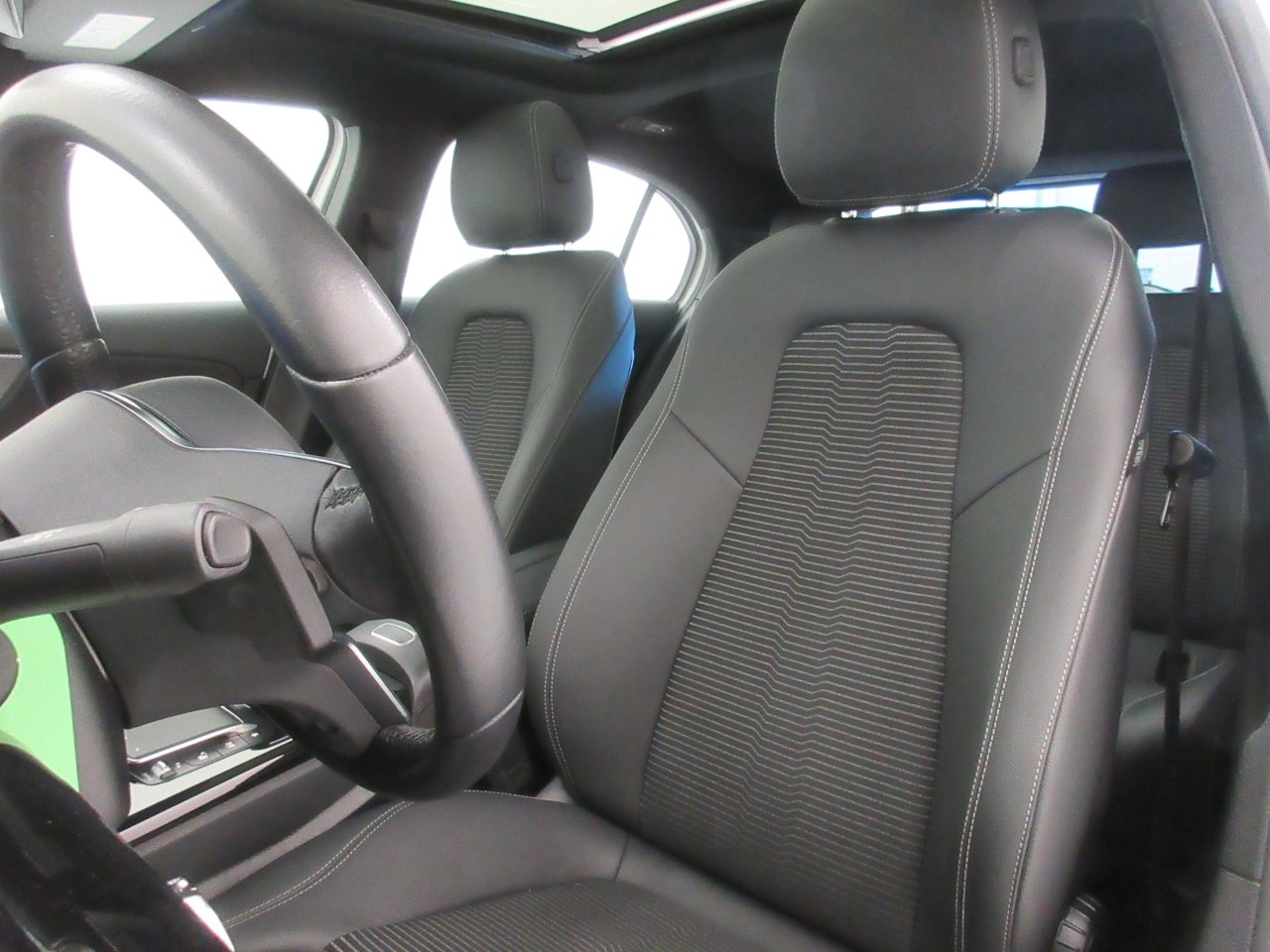 Mercedes Classe A Classe A 180 D Sport 7G-DCT - 12