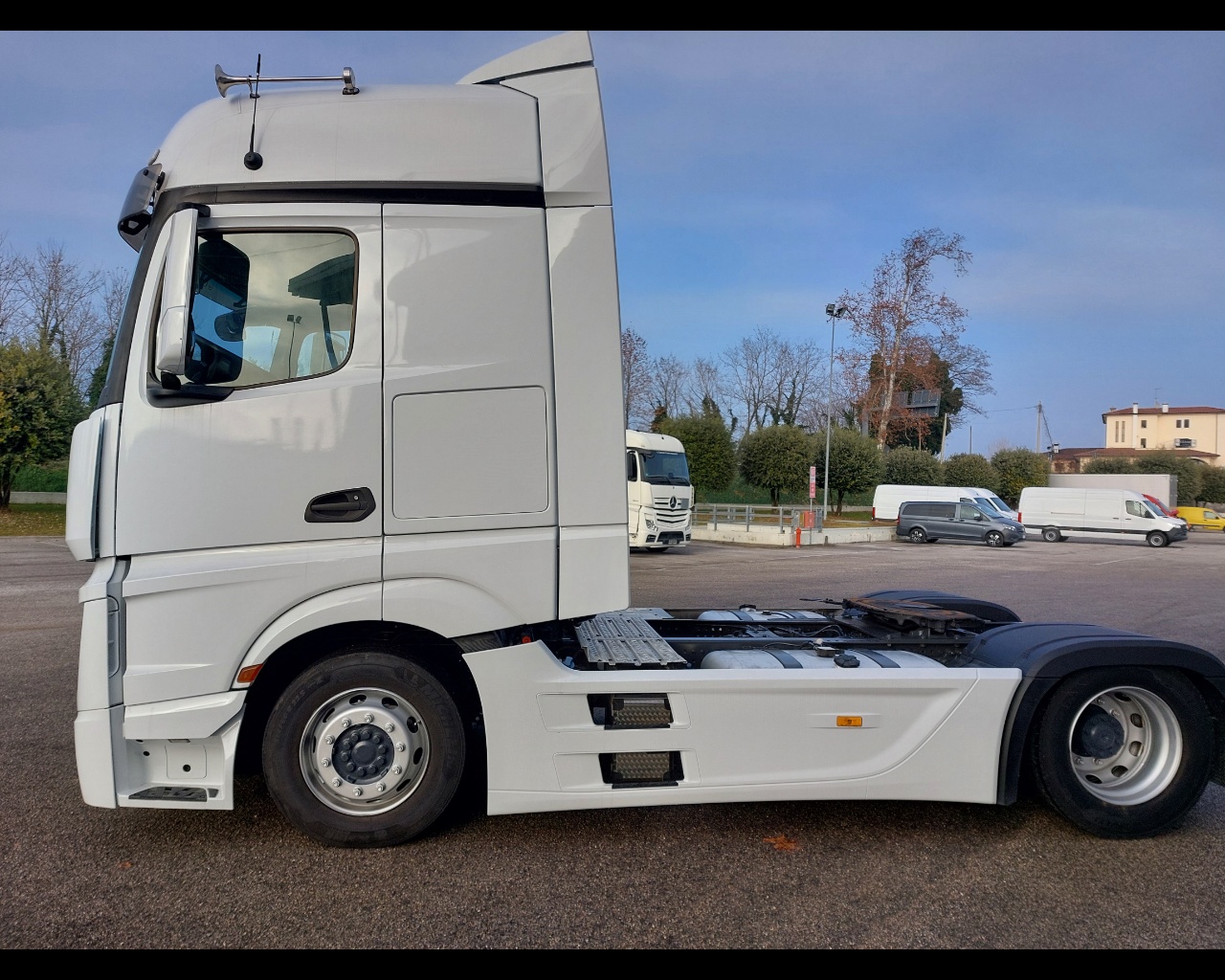 Mercedes Actros actros 1845 LS cab. Str.Sp. 2,3 EuroVI(E5) - 4