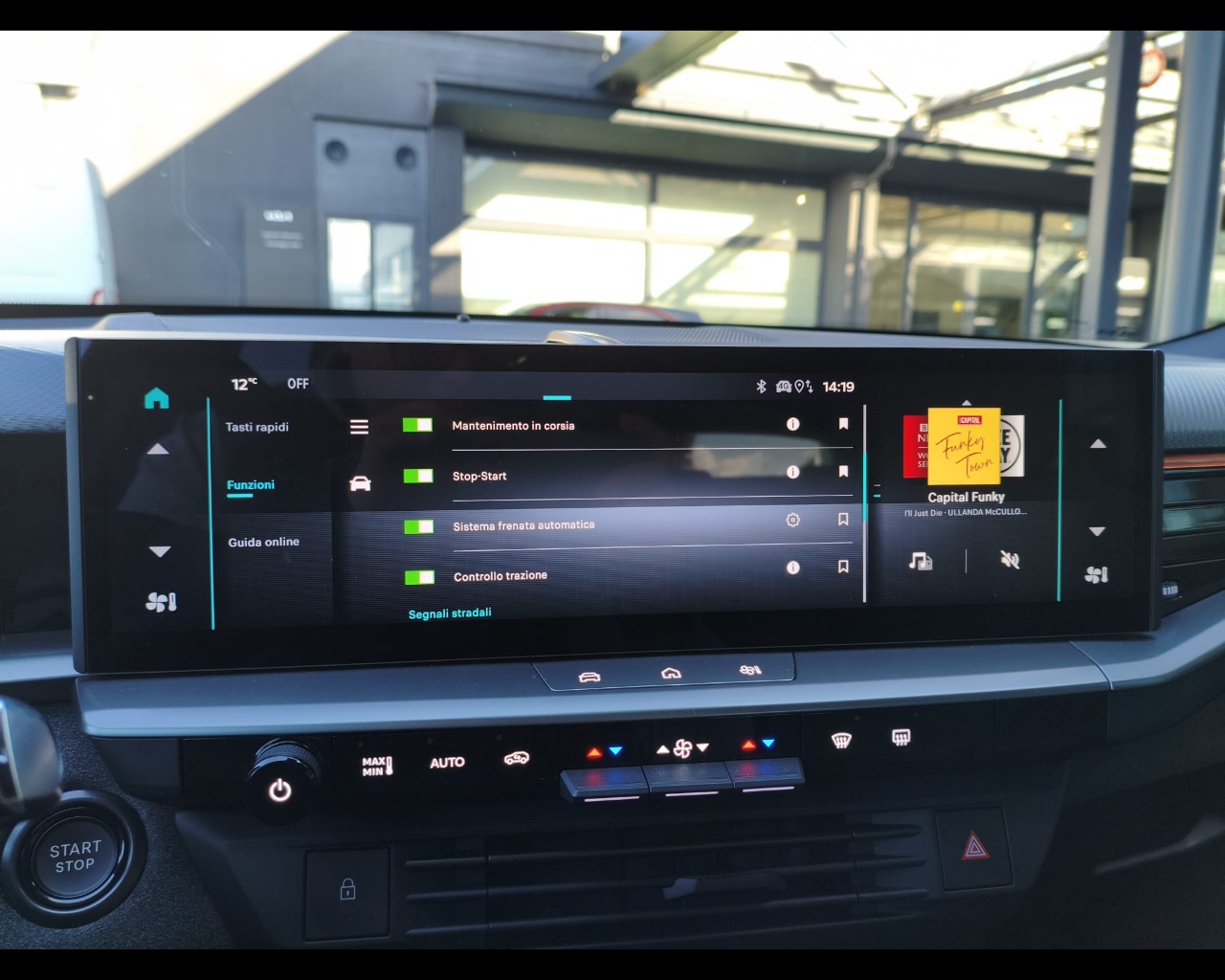 Foto OPEL Grandland 1.2 hybrid GS 136cv e-dcs6