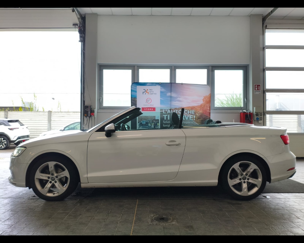 Foto AUDI A3 Cabrio 2.0 tdi Sport 150cv s-tronic