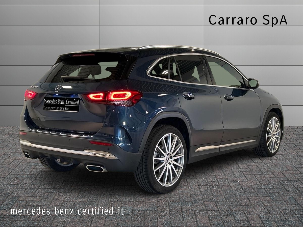 Mercedes GLA GLA 200 D Premium 8G-DCT - 2