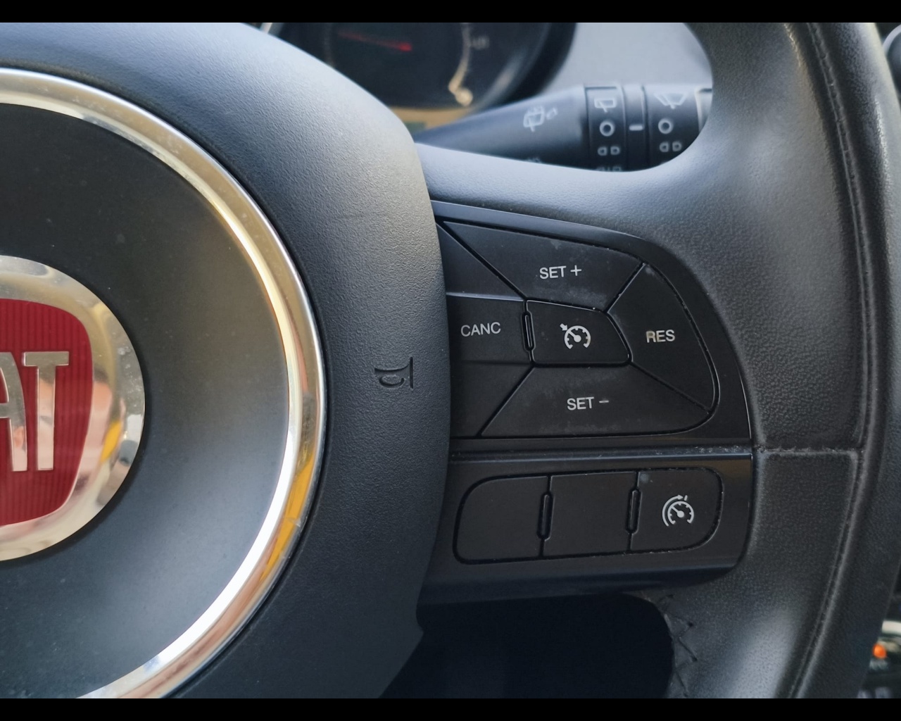 Foto FIAT 500X 1.6 mjt Cross Plus 4x2 120cv