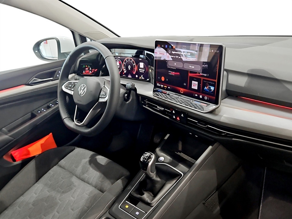 VOLKSWAGEN Golf 1.5 tsi Edition Plus 115cv Benzina Usato - 9