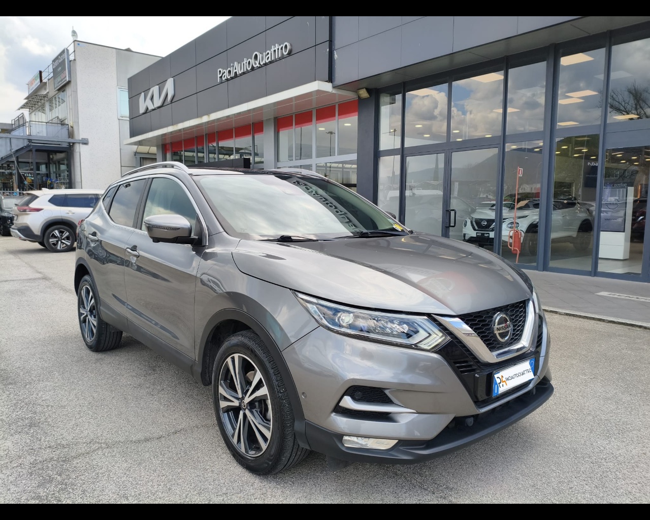 Foto NISSAN Qashqai 1.5 dci N-Connecta 115cv