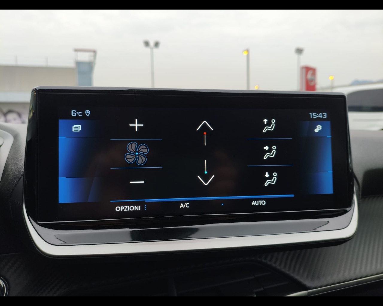 Foto PEUGEOT 208 1.5 bluehdi Allure Pack s&s 100cv