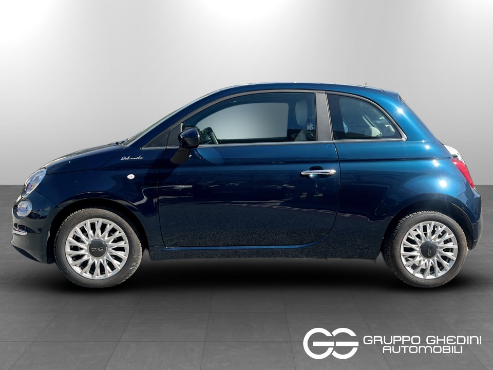 FIAT 500 1.0 hybrid Dolcevita 70cv Ibrida usato - 1