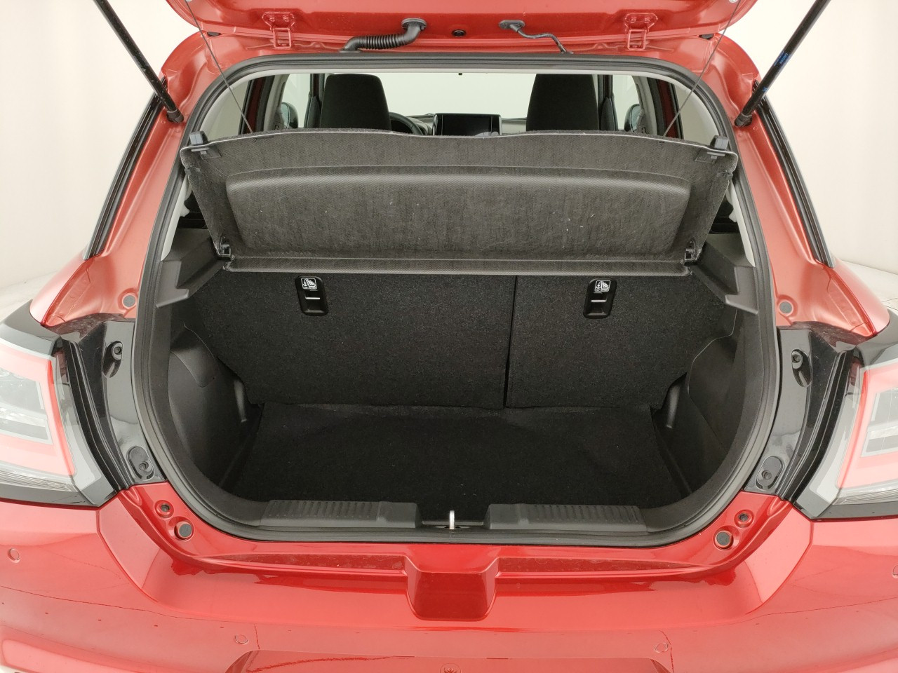 Suzuki Swift Nuovo Ibrido benzina Swift Porto Mantovano