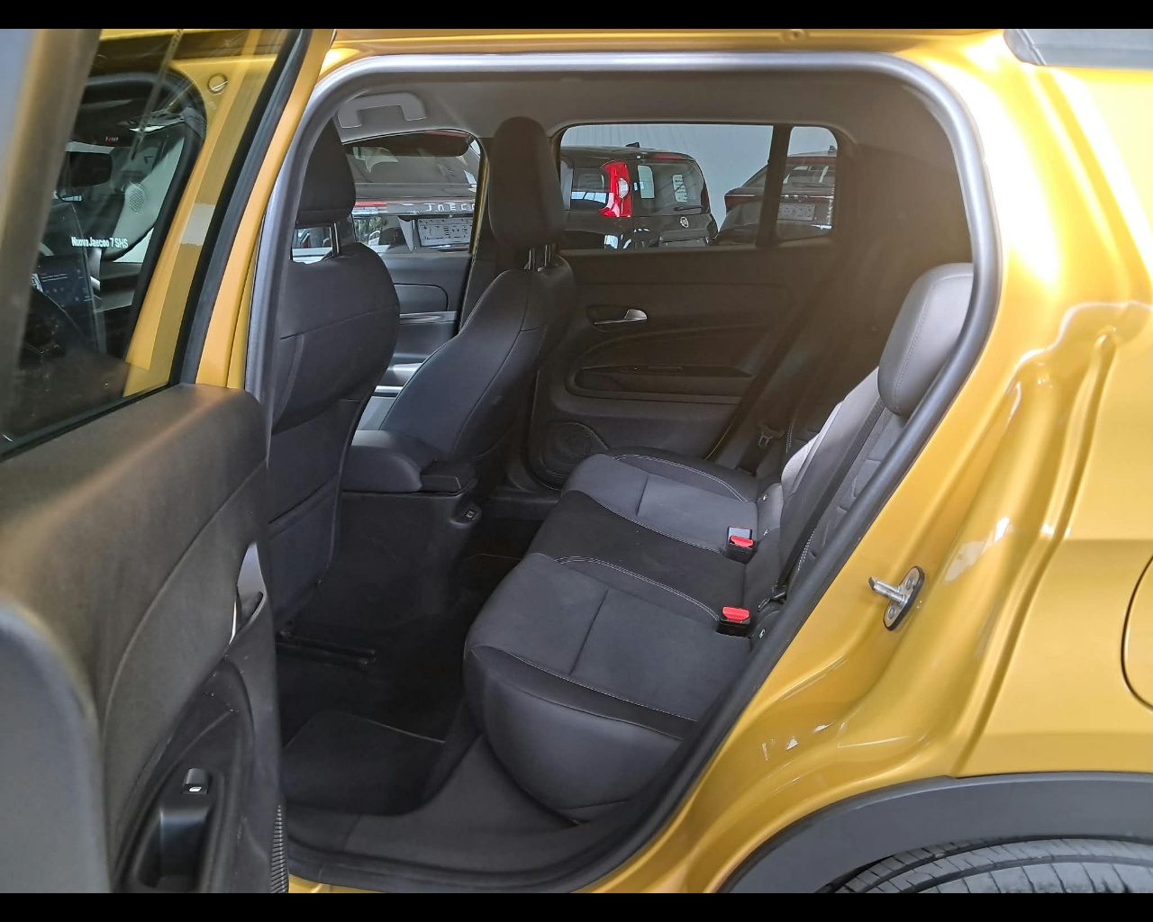 Foto JEEP Avenger 1.2 turbo Summit fwd 100cv