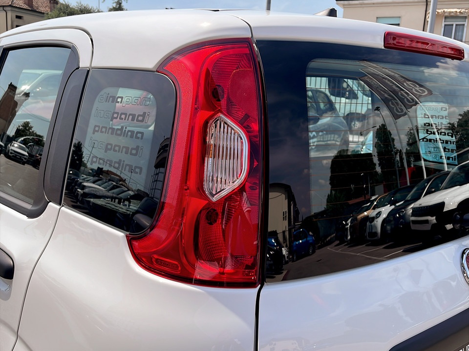 FIAT Panda Pandina 1.0 65cv Hybrid Icon Ibrida km0 - 19