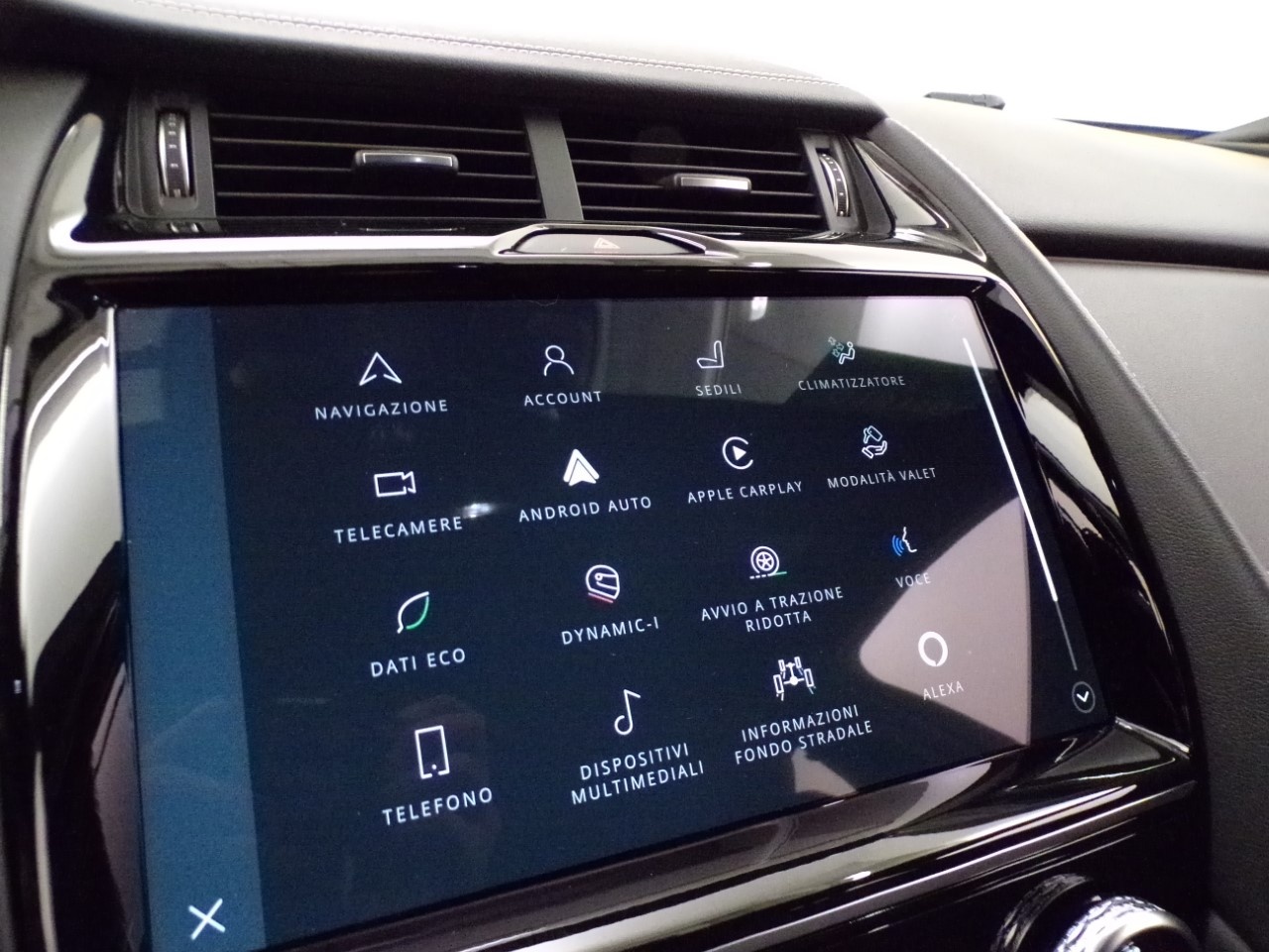 Jaguar E-Pace E-Pace 2.0 I4 249cv R-Dynamic HSE AWD Auto - 20