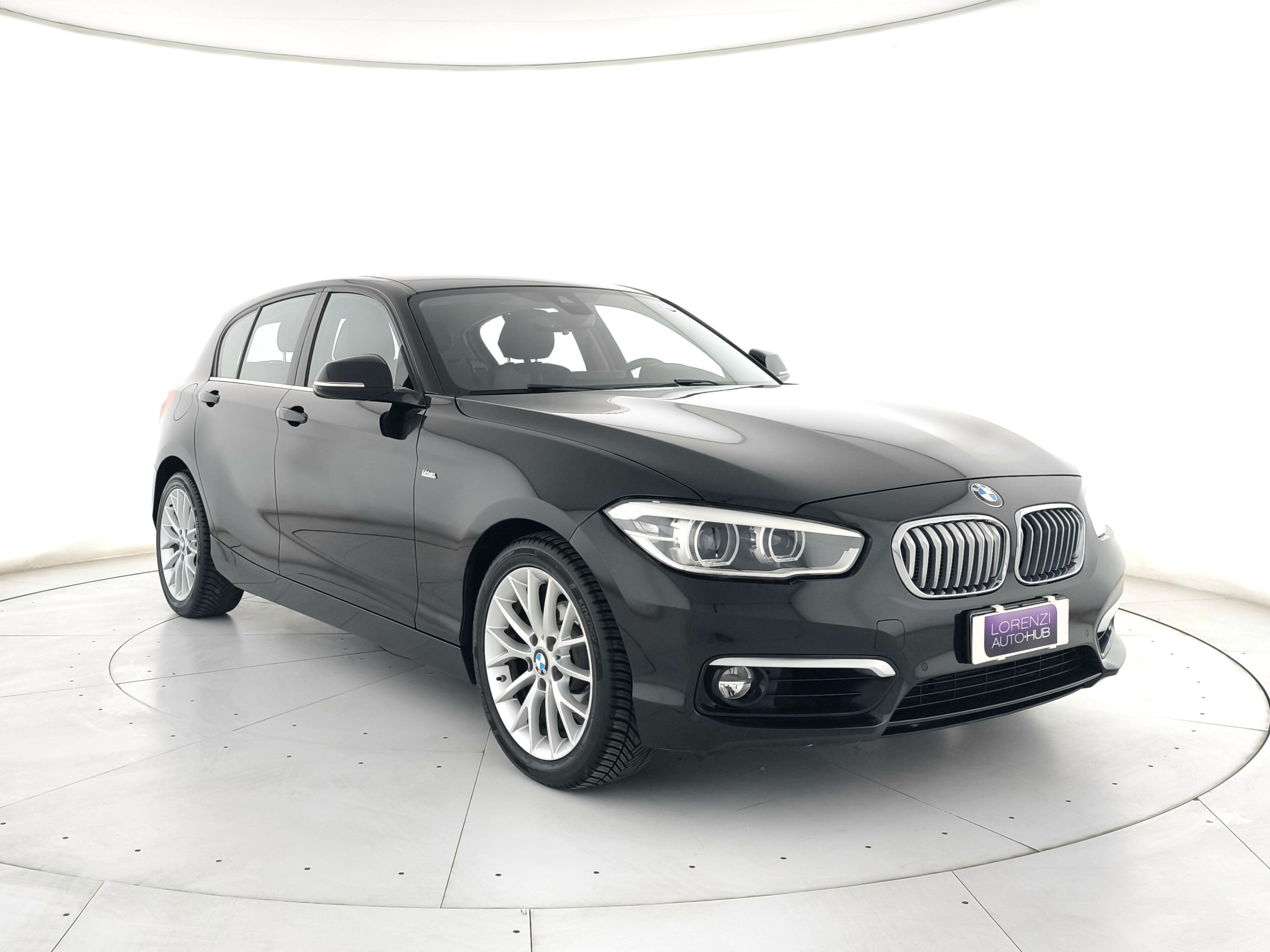 118d Urban 5p auto LED+C.17"+BLUETOOTH