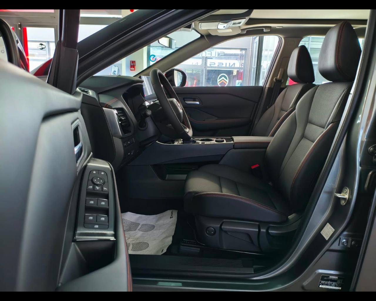 Foto NISSAN X-TRAIL N-TREK E-POWER E-4ORCE 4WD