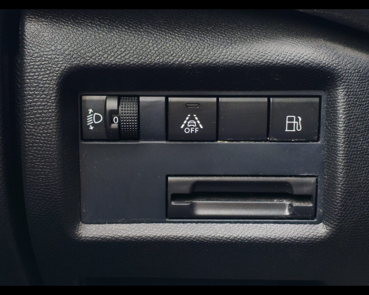 Foto CITROEN C5 Aircross 1.6 hybrid phev Feel 225 e-eat8