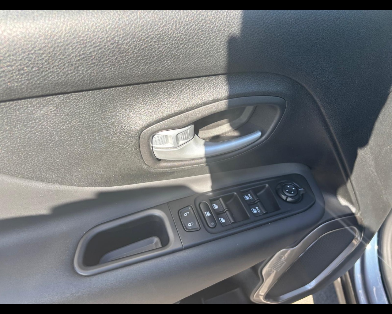 Foto JEEP Renegade 1.0 t3 Limited 2wd