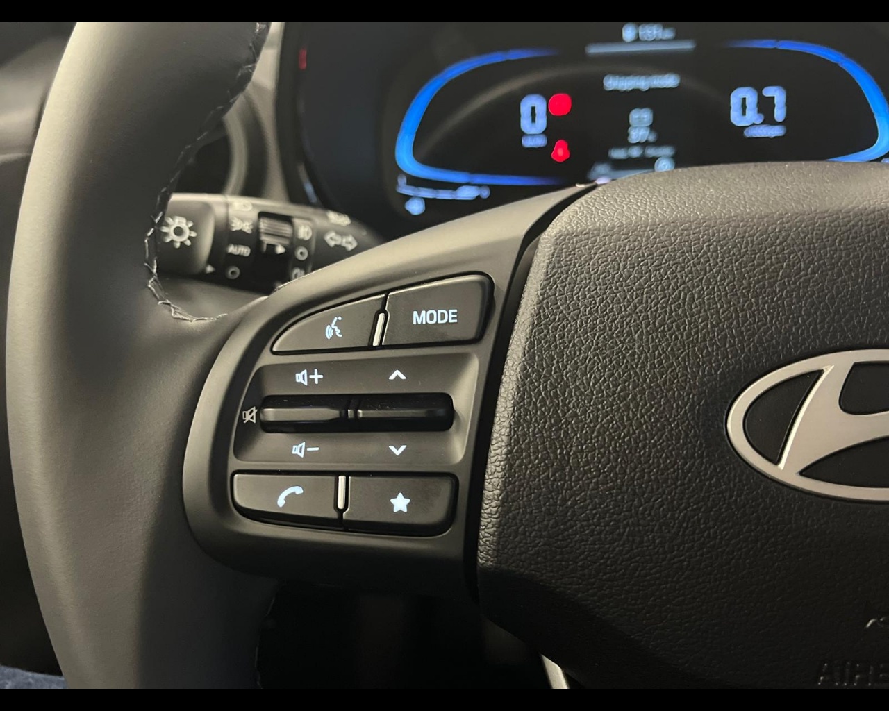 Foto HYUNDAI I10 PE MY25 5P 1.0 GPL MT CONNECTLINE