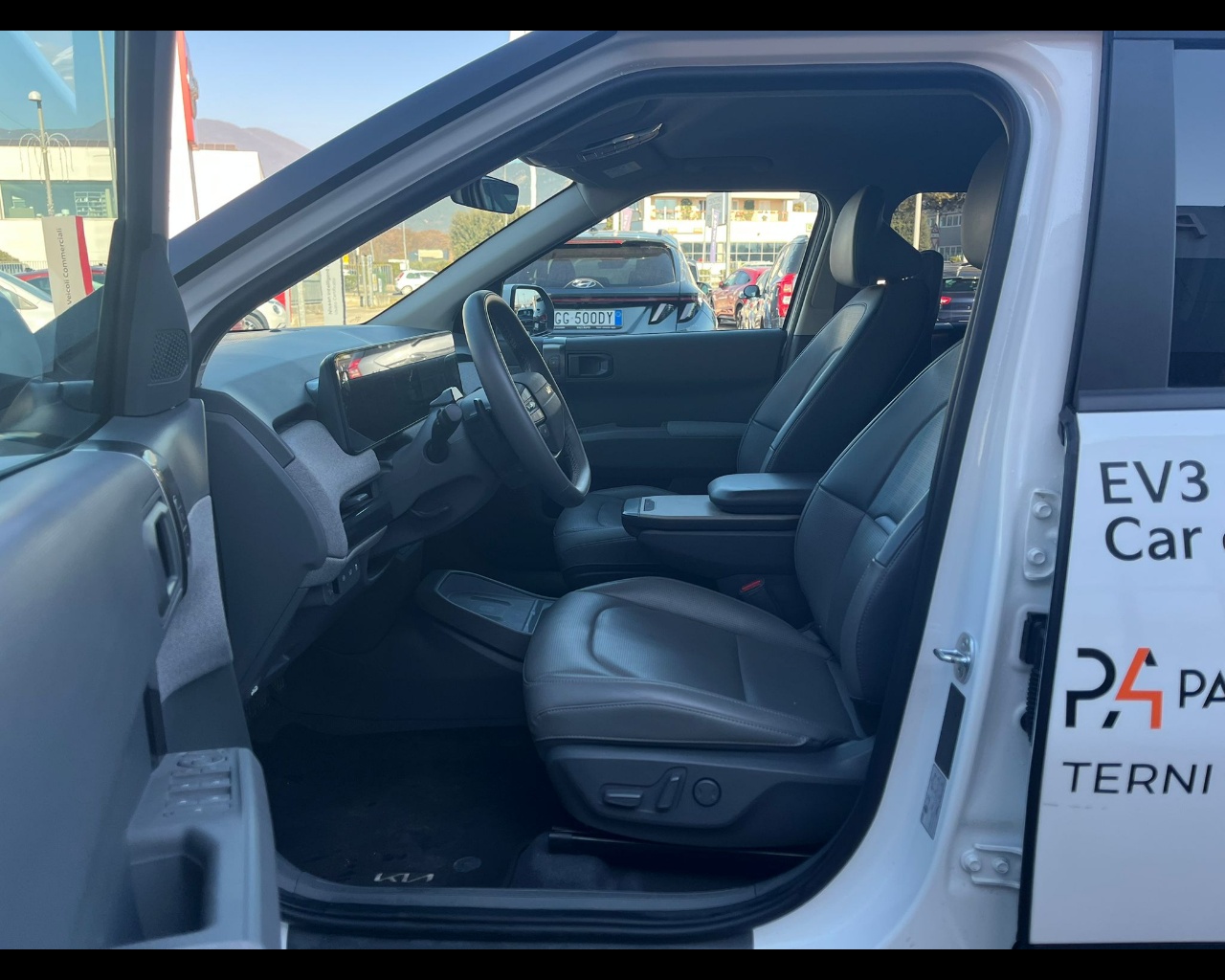 Foto KIA EV3 LR FWD EARTH