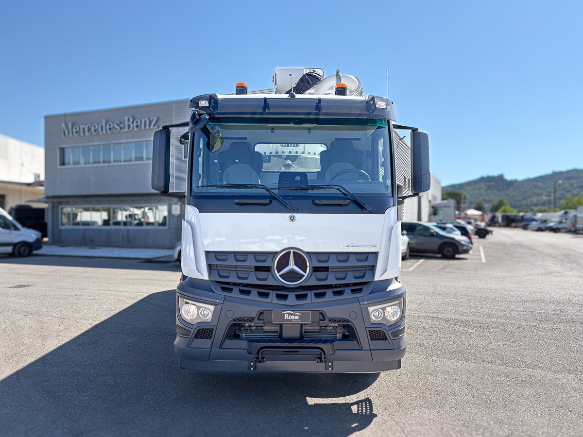 Mercedes-Benz Arocs  4146 K 8×4/4