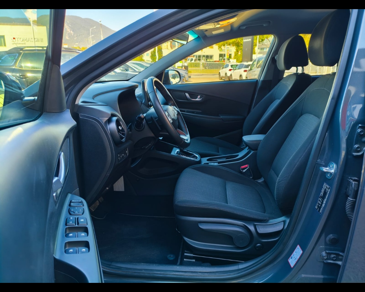 Foto HYUNDAI Kona 1.6 gdi hev Xclass 2wd 141cv dct