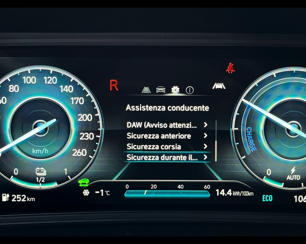 Foto HYUNDAI Kona 64 kWh EV Xline