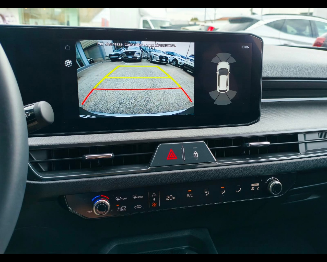Foto KIA NUOVA STONIC 1.0 T-GDI MH STYLE LAUNCH
5 Door