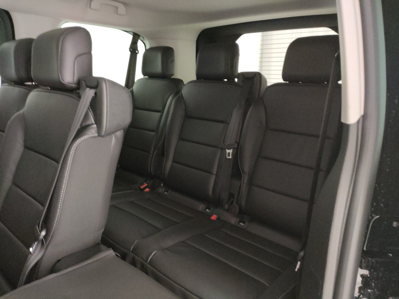 Peugeot Traveller Nuovo diesel Traveller Porto Mantovano