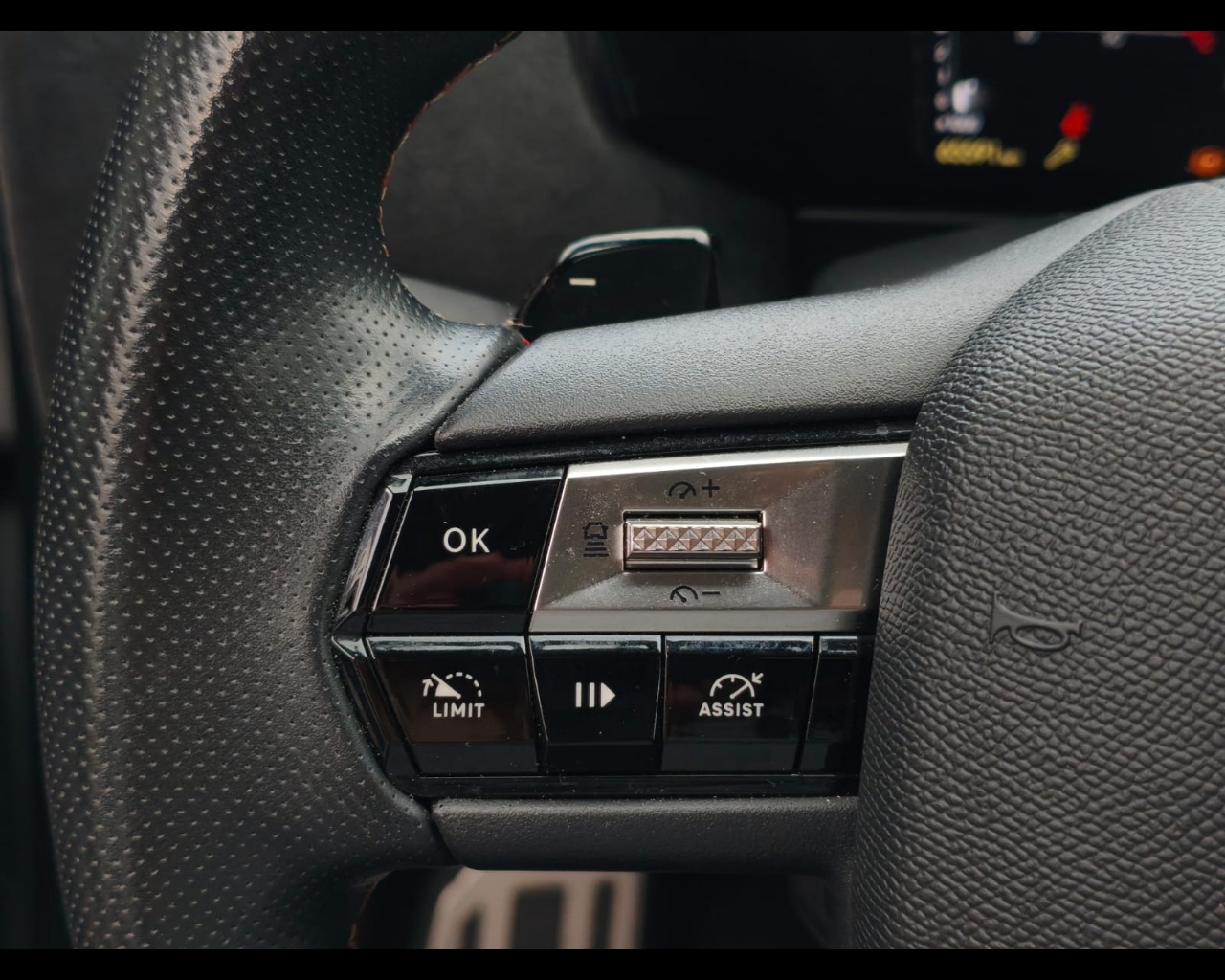 Foto DS DS4 1.5 bluehdi Performance Line+ 130cv auto