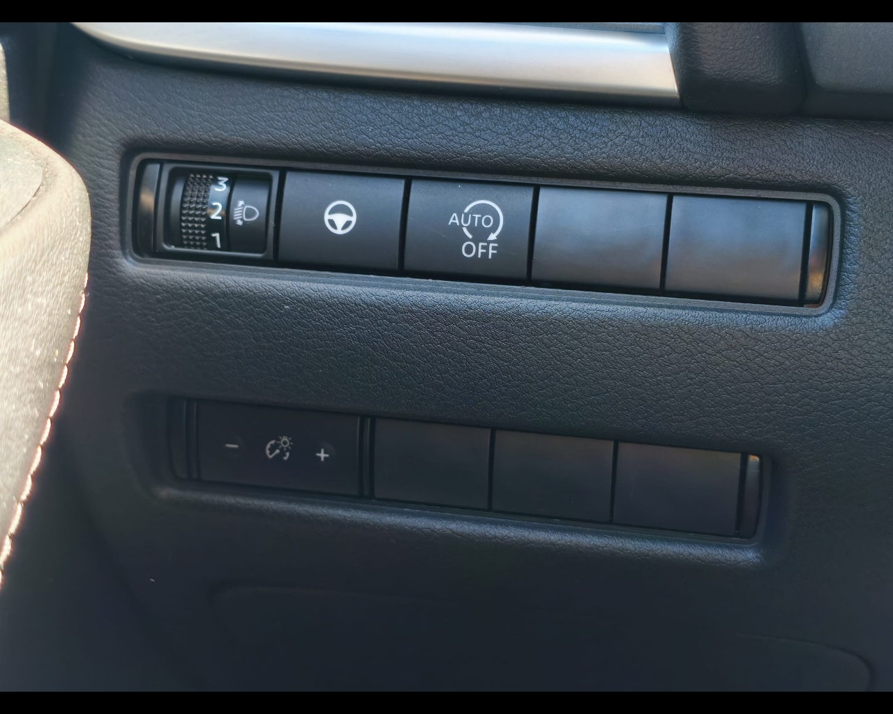 Foto NISSAN Qashqai 1.3 mhev N-Connecta 2wd 140cv