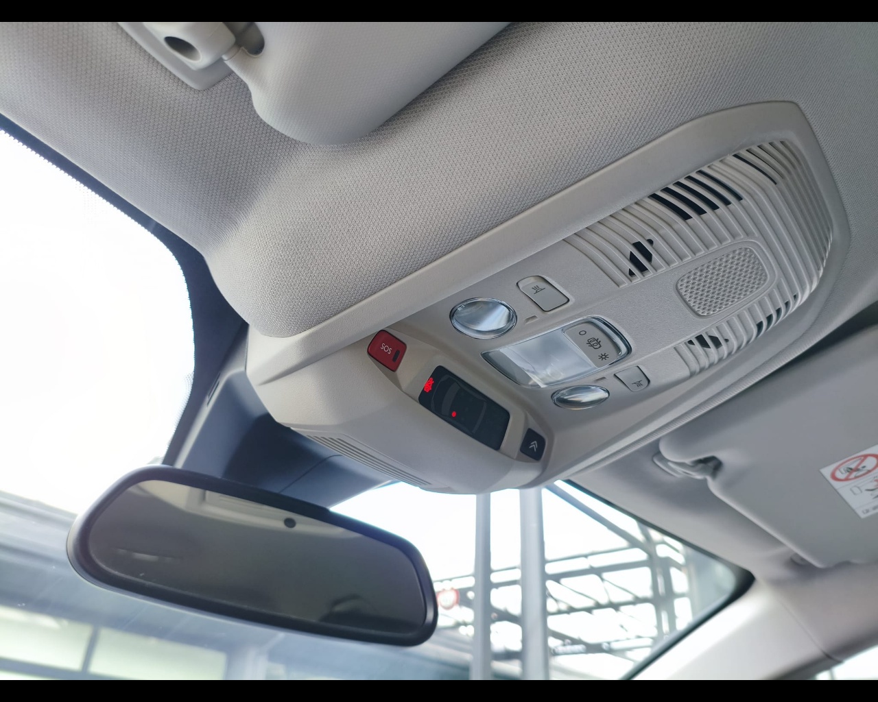 Foto CITROEN C5 Aircross 1.5 bluehdi Shine Pack s&s 130cv eat8