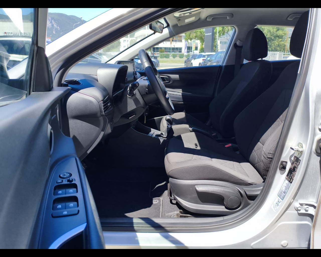 Foto HYUNDAI Bayon 1.2 mpi Xline