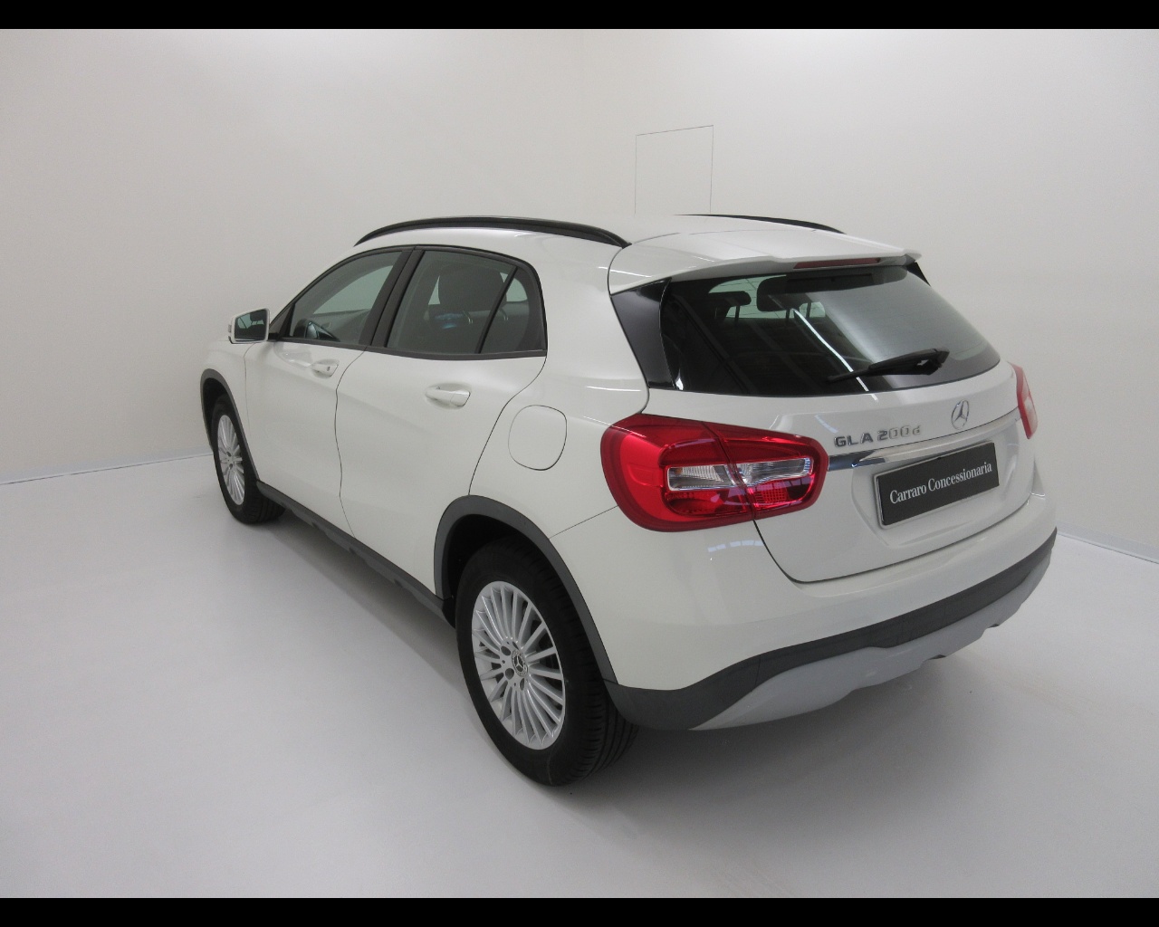 Mercedes GLA GLA 200 D Business - 7
