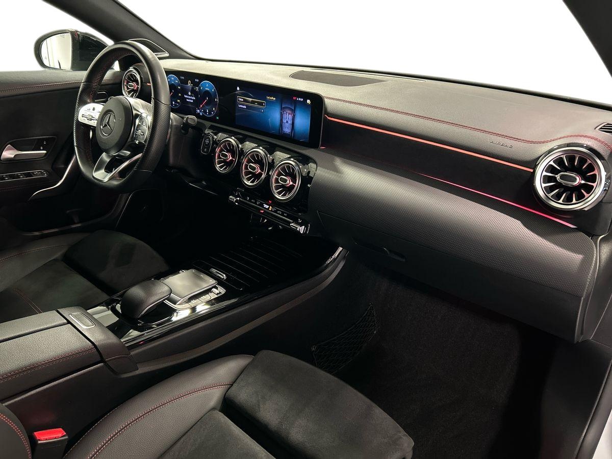 Mercedes CLA Shooting Brake CLA Shooting Brake 200 D Premium 8G-DCT - 15