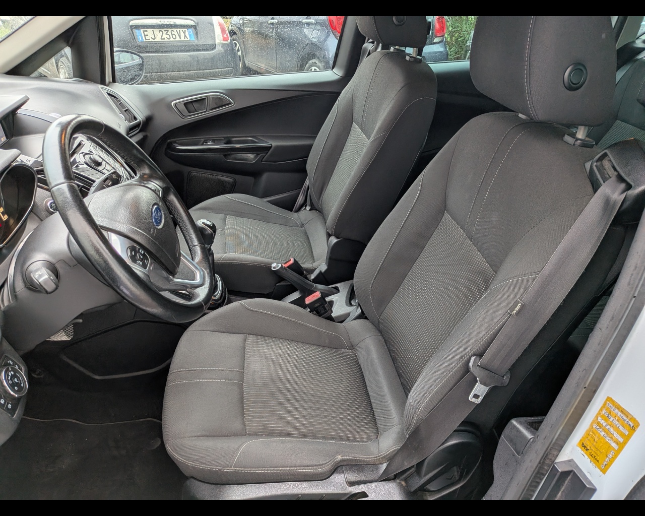 Foto FORD B-Max 1.5 tdci Titanium 75cv