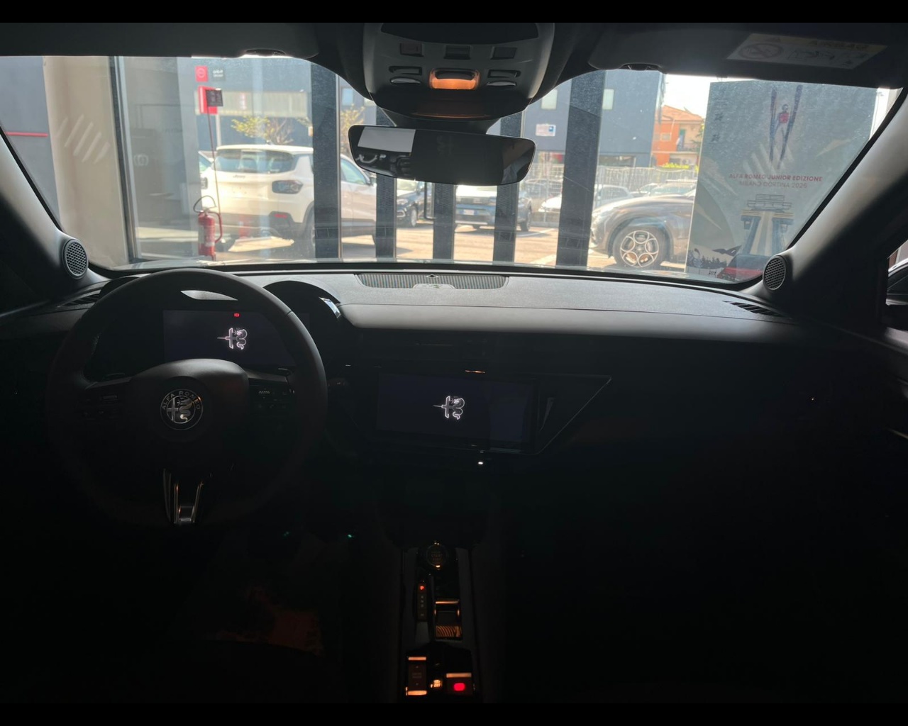 Foto ALFA ROMEO Junior Ibrida Ibrida 1.2 136cvHybrid Edct6