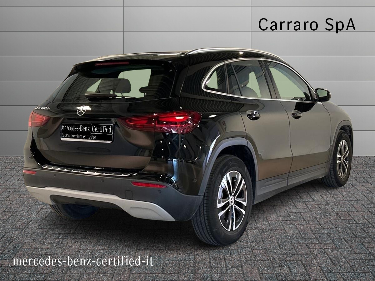 Mercedes  GLA 180 D Advanced 8G-DCT - 2