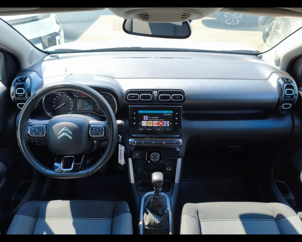 Foto CITROEN C3 Aircross 1.5 bluehdi Shine s&s 100cv