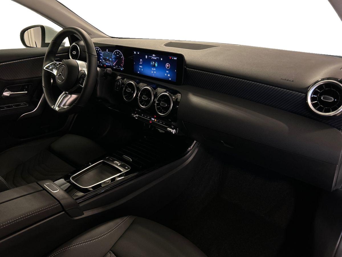 Mercedes  A 180 Progressive Advanced auto - 15