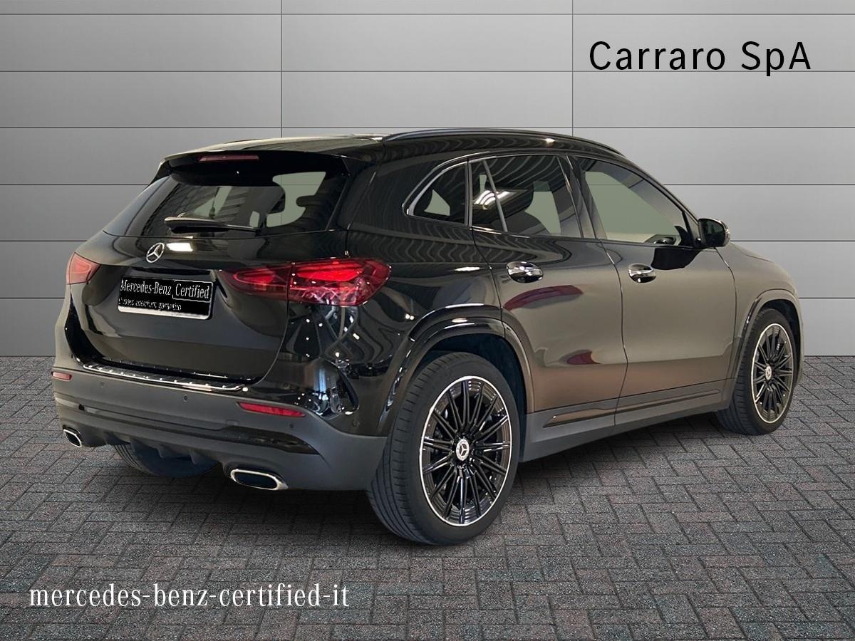 Mercedes  GLA 250 AMG Line Premium 4Matic 8G-DCT - 2