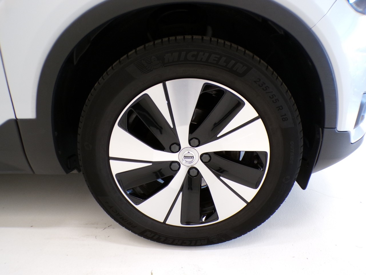 Volvo XC40 XC40 1.5 T3 Momentum Geartronic - 4