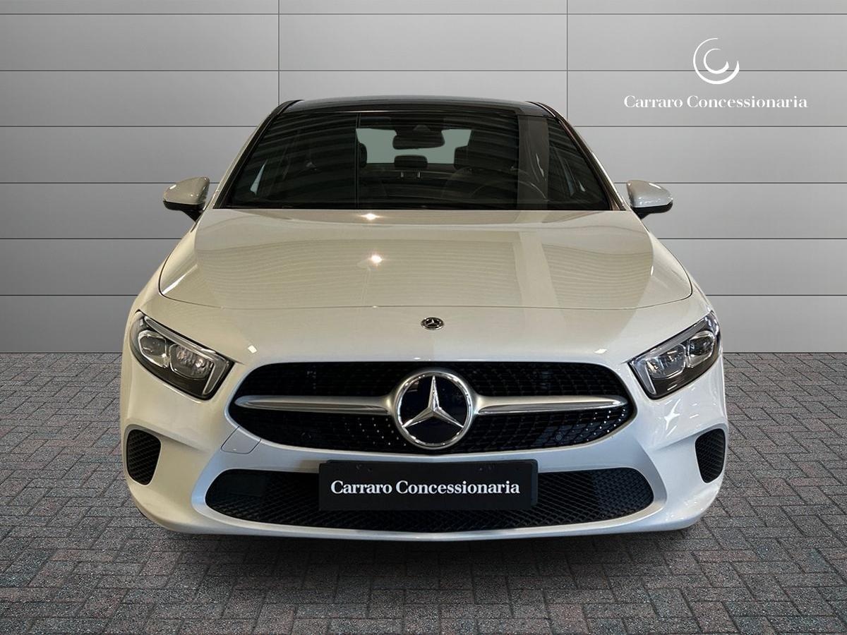 Mercedes Classe A Berlina Classe A Sedan 200 D Sport 4Matic 8G-DCT - 3