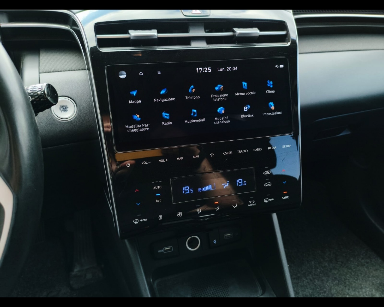 Foto HYUNDAI Tucson 1.6 crdi 48V Xline 2wd imt