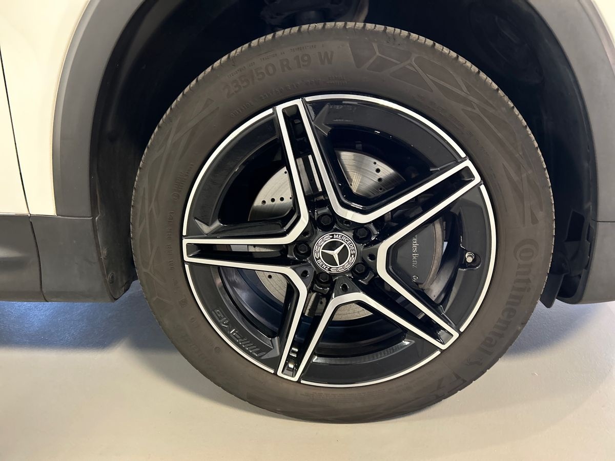 Mercedes GLB GLB 200 D Premium 4Matic 8G-DCT - 17