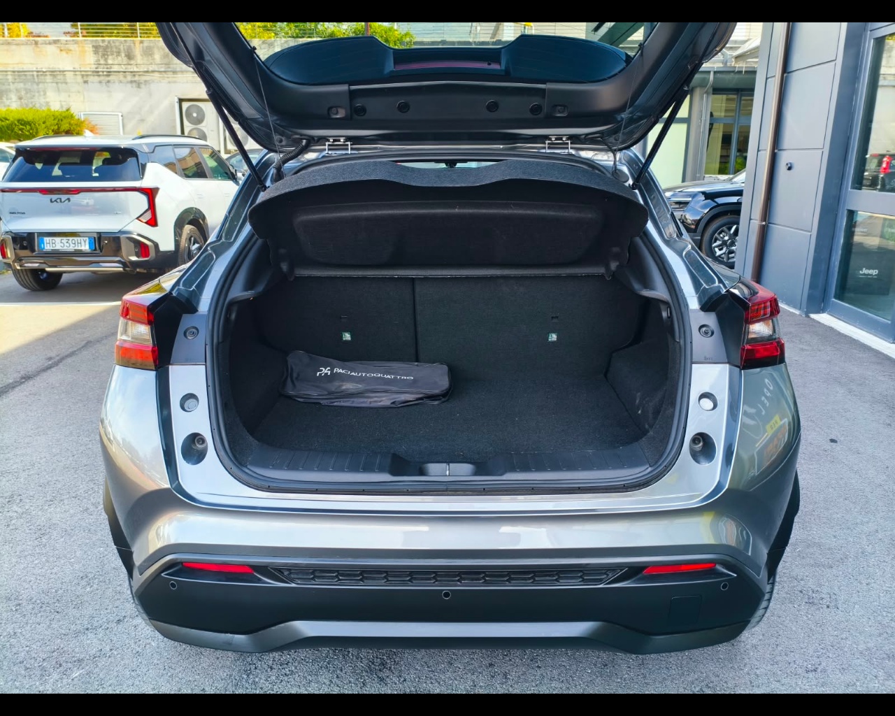 Foto NISSAN Juke 1.6 hev N-Connecta