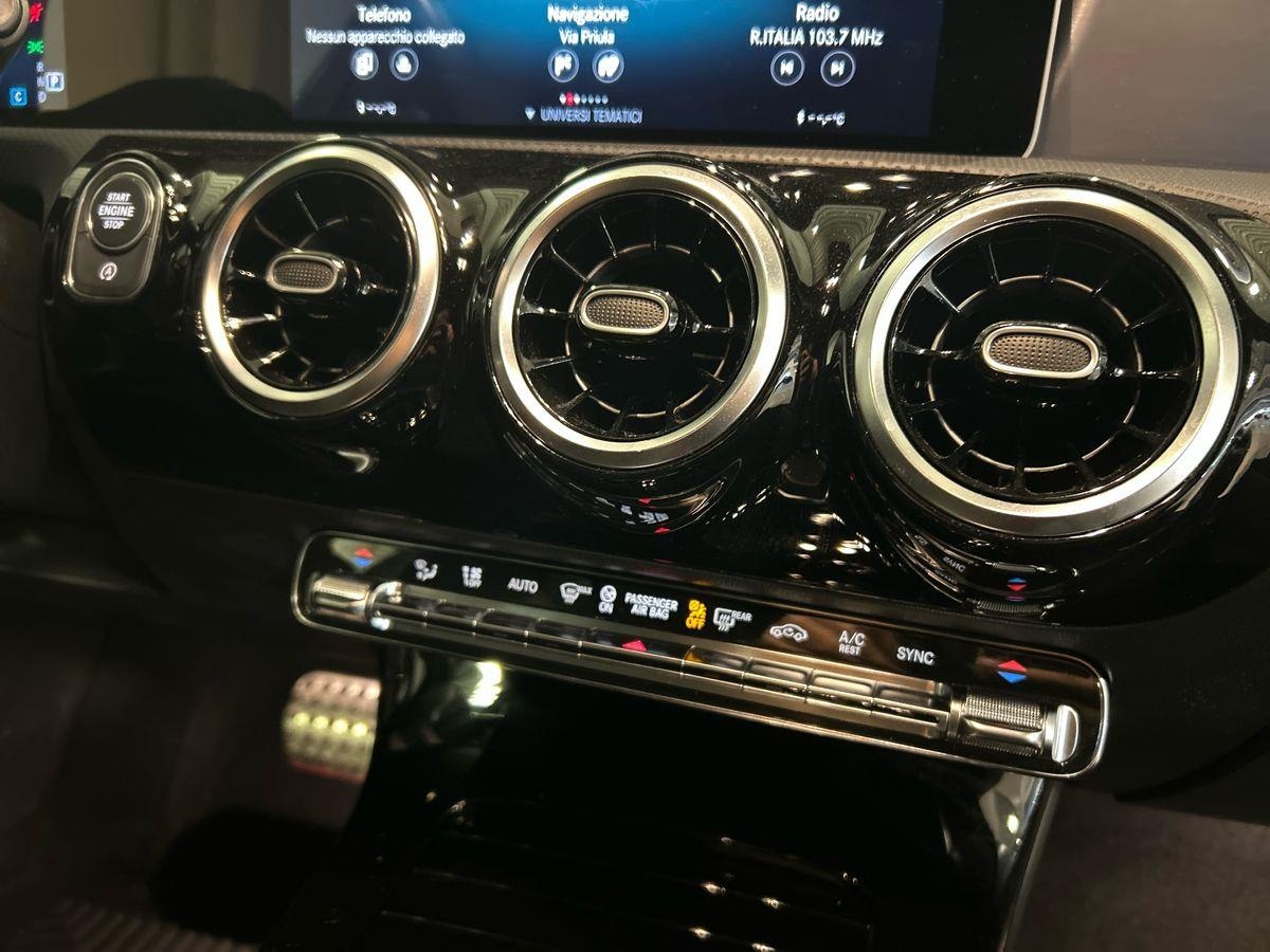 Mercedes Classe A Classe A 200 Premium 7G-DCT - 14