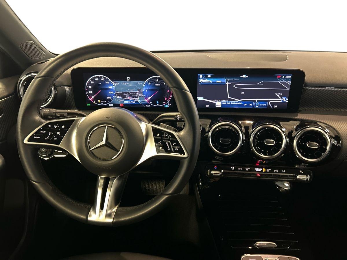 Mercedes Classe A Classe A 180 D Advanced Plus Progressive 8G-DCT - 11