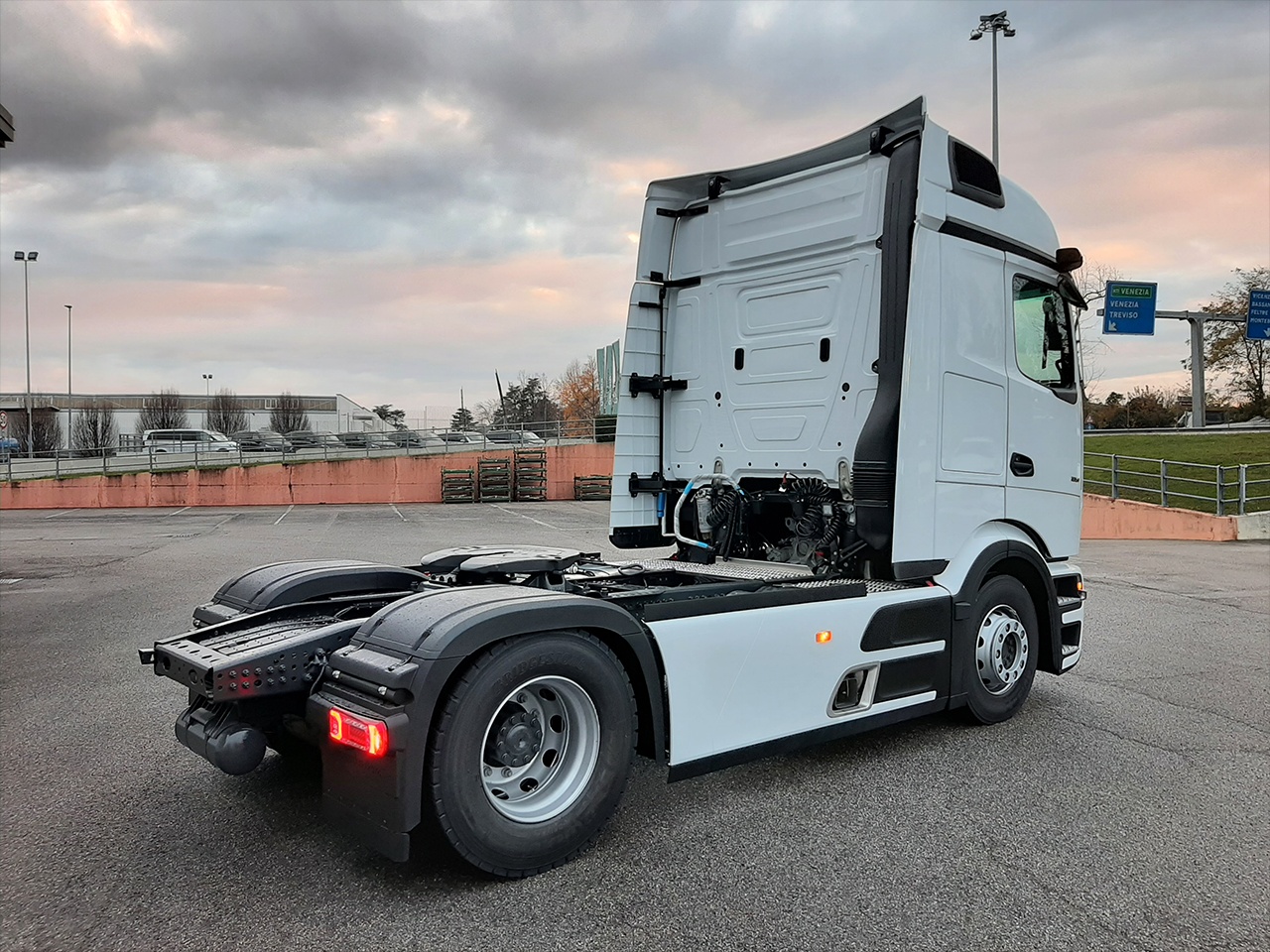 Mercedes Actros New Actros L ProCabin 1851 LS - 4