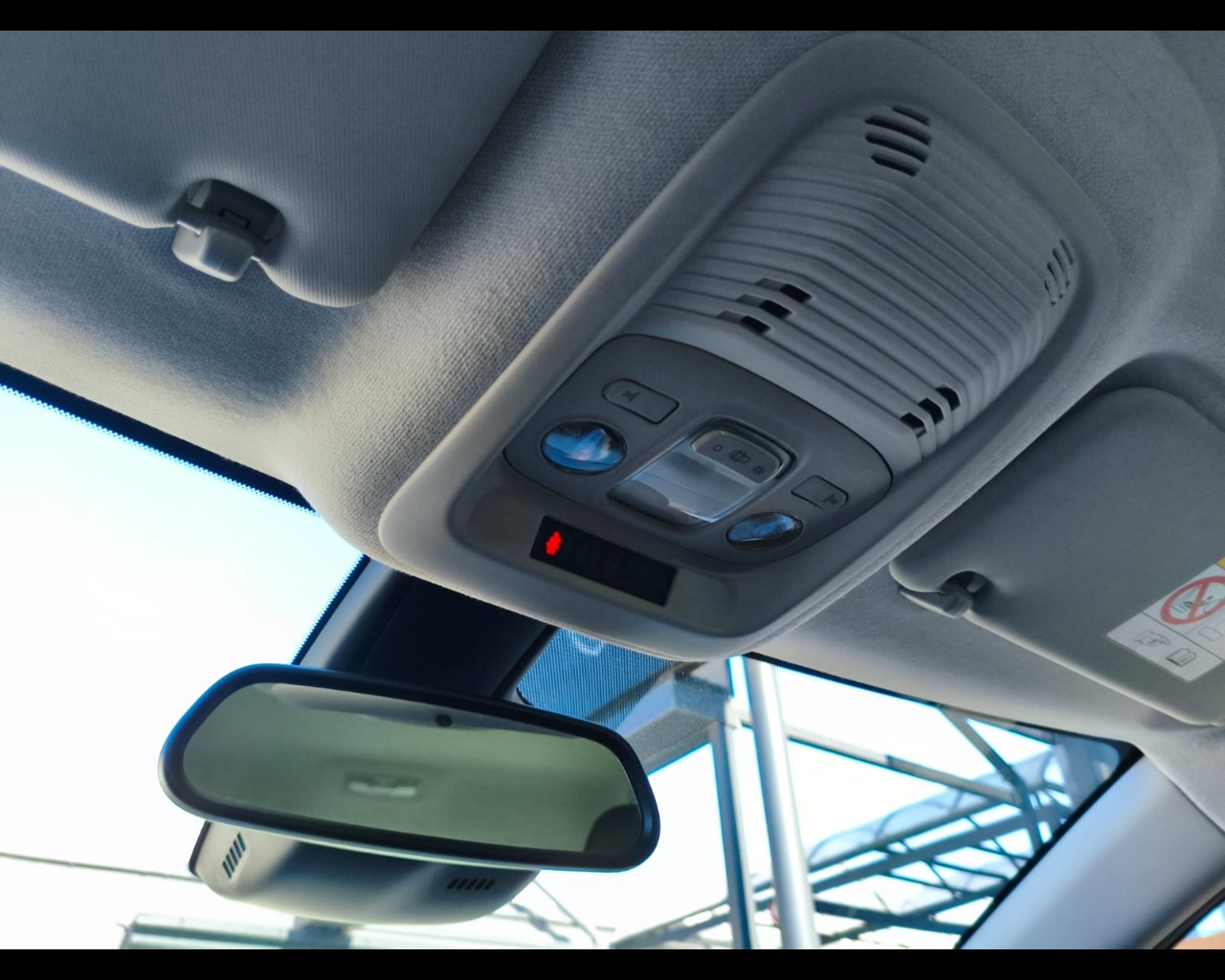 Foto CITROEN C3 Aircross 1.5 bluehdi Shine Pack s&s 110cv