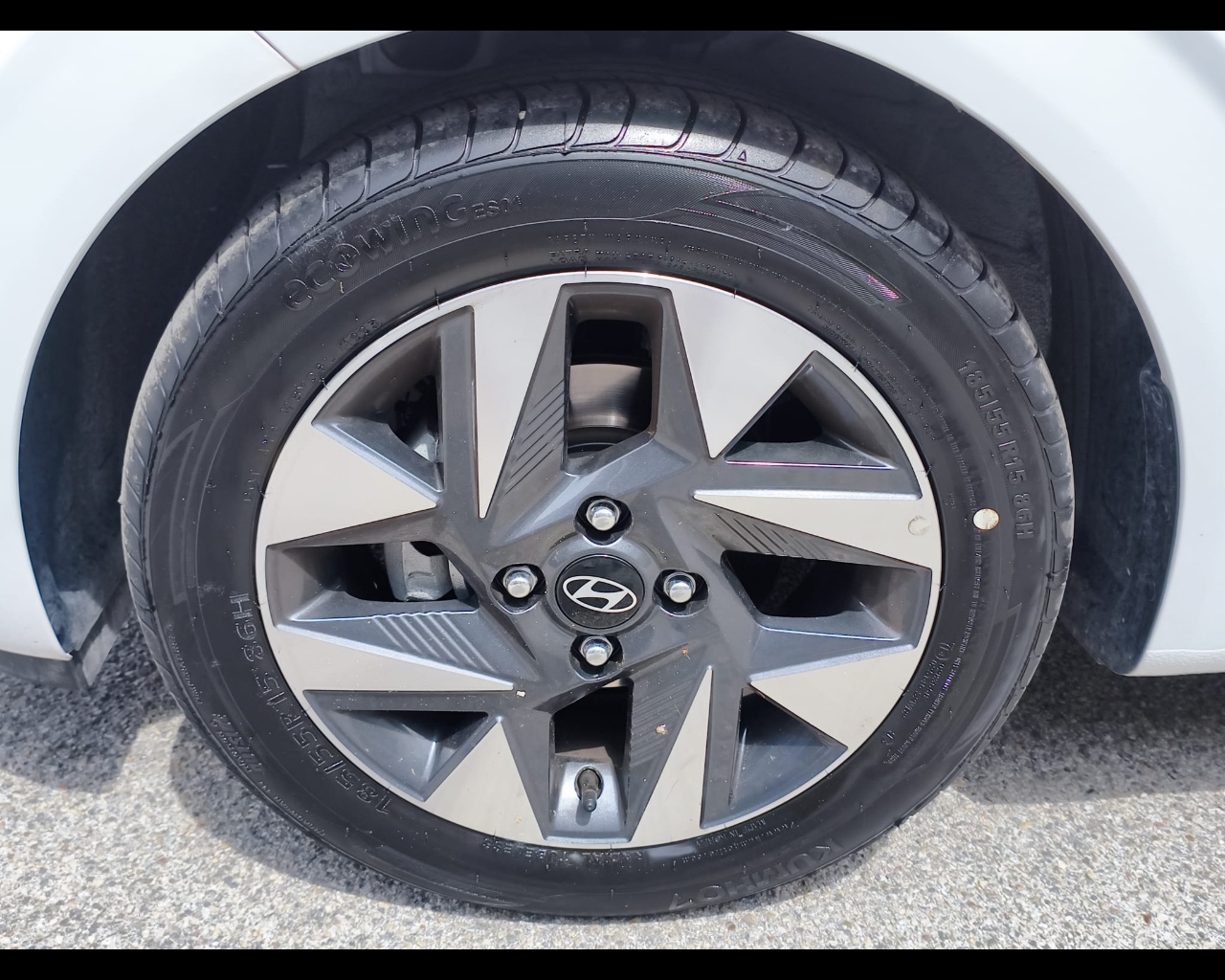 Foto HYUNDAI i10 1.0 mpi Connectline 63cv