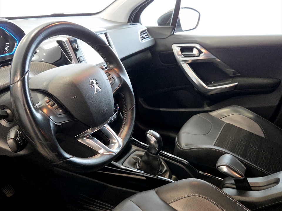 PEUGEOT 2008 1.2 puretech 12v Allure 82cv E6 Benzina usato - 5